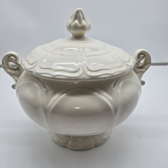 The Unbranded Brand Other - VTG Antique French Ivory Ceramic Lidded‎  Serving Dish With Curved Handles